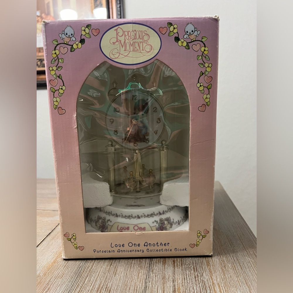 Precious Moments “Love One Another” Dome Clock